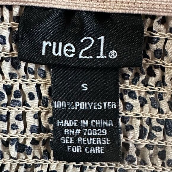 Rue 21 Womens Blouse Brown Animal Print Long Sleeve Smocked Cropped Top. Small - Picture 5 of 6